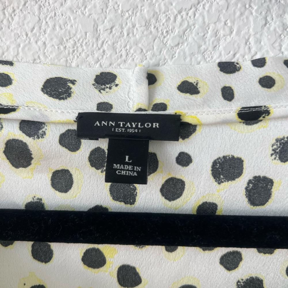 Ann Taylor White Top with Black and Neon Yellow Dots - Picture 4 of 6